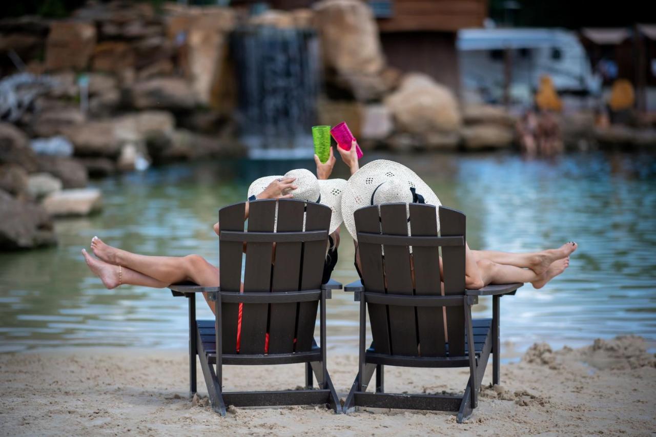 Natura Treescape Resort ويسكونسن الوديان المظهر الخارجي الصورة